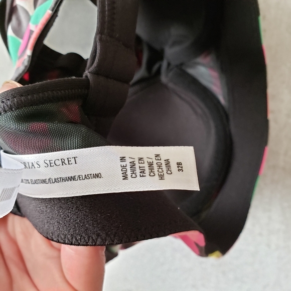 Victoria Secret Underwire Angel Sports Bra Neon Pink Black SZ 32B - Picture 2 of 4